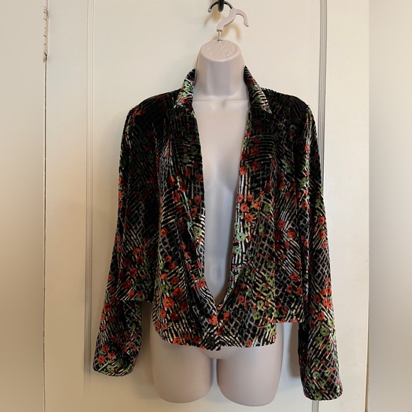 Ett:twa by Anthropologie Velvet Floral Wrap Jacket -Wear 3 ways! - Picture 10 of 16